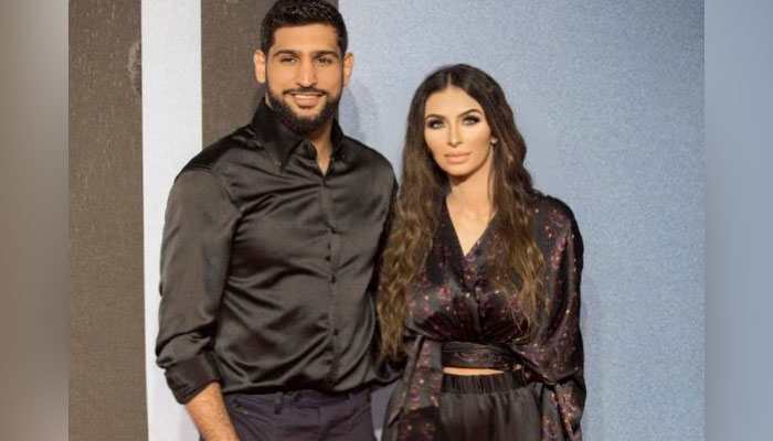 Faryal Makhdoom finally responds to the allegations on husband